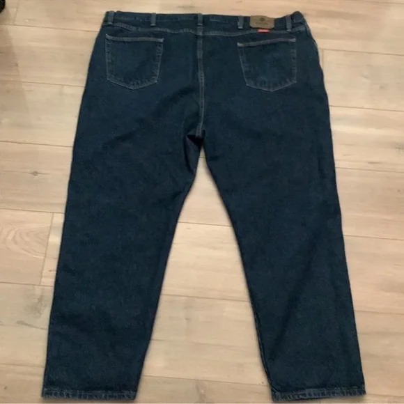 Wrangler Men's Dark Blue Relaxed Fit Jeans - Picture 3 of 10